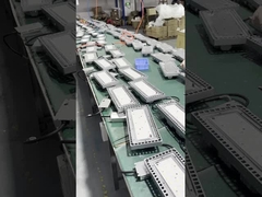 Lampu Jalan LED Tahan Lama dan Stabil Hemat Energi IP66 Tahan Air untuk Jalan Raya