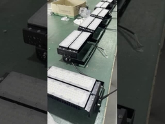 Lampu Jalan LED IP66 SMD3030 50w Hingga 200w Perlindungan Lingkungan untuk Jalan Raya