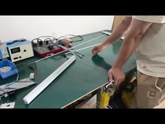 Lampu linier tahan ledakan yang sangat aman AC100V-265V