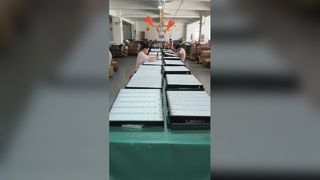 Lampu Sorot Tahan Air IP65 dengan Sensor Cahaya Tenaga Surya dan Remote Control