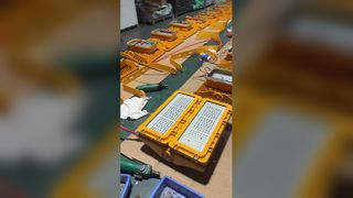 Memperkenalkan Pencahayaan Bukti Ledakan LED Industri Luar Ruangan IP65 dengan Perumahan Paduan Aluminium