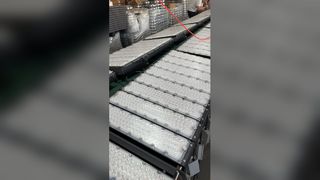 Lihat Lampu Kotak Sepatu IP66 Berkinerja Tinggi Ideal untuk Demo Jalan Raya dan Taman