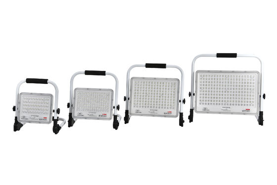 IP65 Waterproof Outdoor LED Floodlight dengan Kecerahan Tinggi 10000LM dan Umur Panjang 30000 Jam