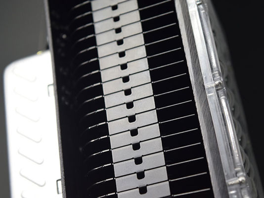 Lampu Tumbuh LED Spektrum Penuh 50W untuk Tanaman Dalam Ruangan dengan Tegangan AC85-265V