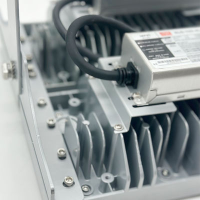 Pencahayaan Tinggi IP66 Waterproof LED Modular Flood Light dengan 50000H Long Life untuk Pencahayaan Industri