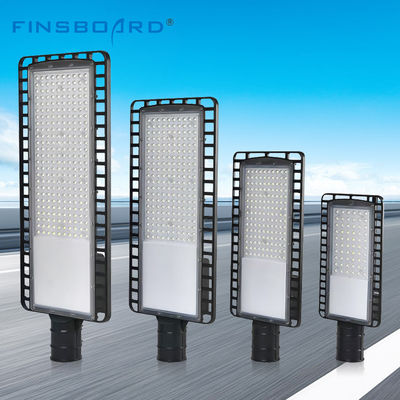 Lampu Jalan LED Luar Ruangan Tahan Air IP66 dengan Chip LED SMD3030 dan Daya 50W-200W untuk Penerangan Jalan Raya dan Taman