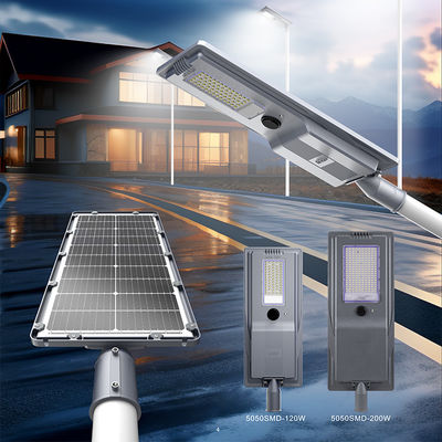 Lampu Jalan Luar Ruangan Tahan Air IP65 Kualitas Bagus SMD Die-casting Aluminium 400w 600w All in One Lampu Jalan Tenaga Surya LED