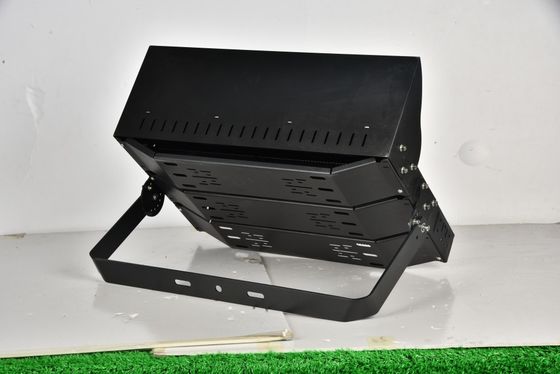 Lampu Stadion LED Dudukan Braket 750W dengan Peringkat Tahan Air IP67 dan Umur Pakai 50000 Jam untuk Lapangan Bisbol dan Arena