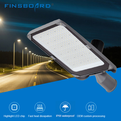 Lampu Jalan LED Taman Jalan Aluminium IP66 Tahan Air Hemat Energi