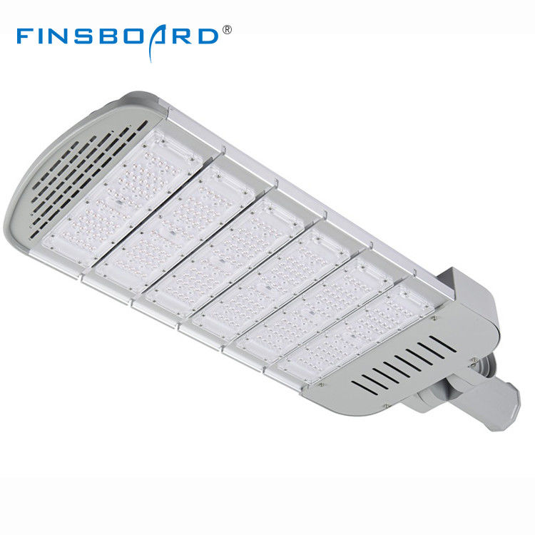 IP65 Waterproof SMD3030 LED Street Light dengan Efisiensi 130-140lm/w untuk Pencahayaan Luar dan Jalan Raya