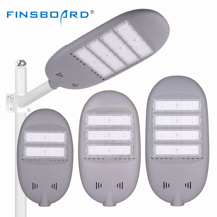 Lampu Jalan LED Kecerahan Tinggi Efisiensi Cahaya Tinggi IP65 Warna Aluminium
