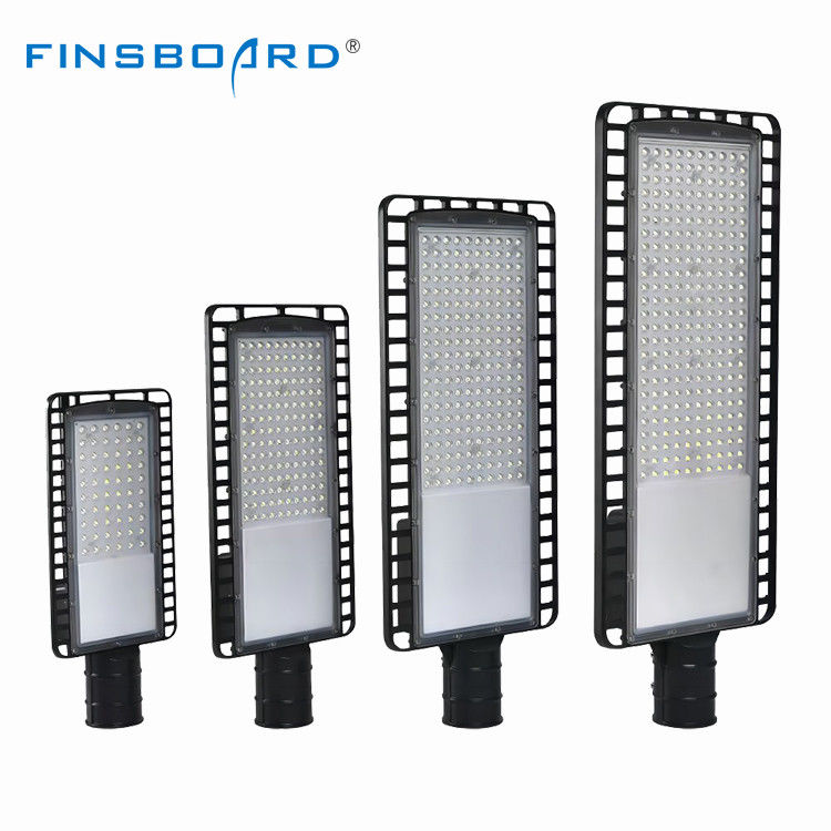 IP65 Waterproof High Brightness LED Street Light dengan Efisiensi Cahaya 130-140lm/W untuk Pencahayaan Jalan Raya Luar