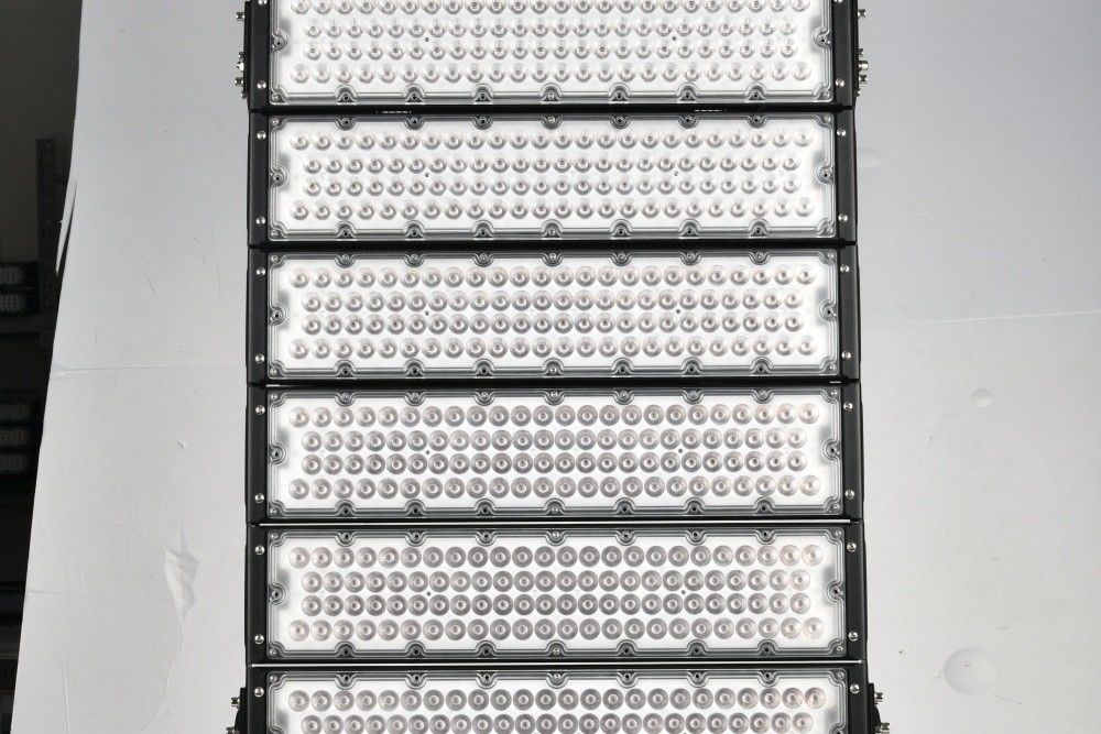 2000W IP65 Waterproof LED High Mast Light dengan Umur 50.000 Jam untuk Stadium dan Arena Lighting