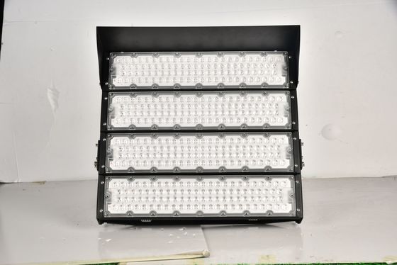 Lampu Sorot LED Tiang Tinggi Tahan Air IP65 dengan Umur Pakai 50.000 Jam dan Sudut Sinar yang Dapat Disesuaikan untuk Stadion